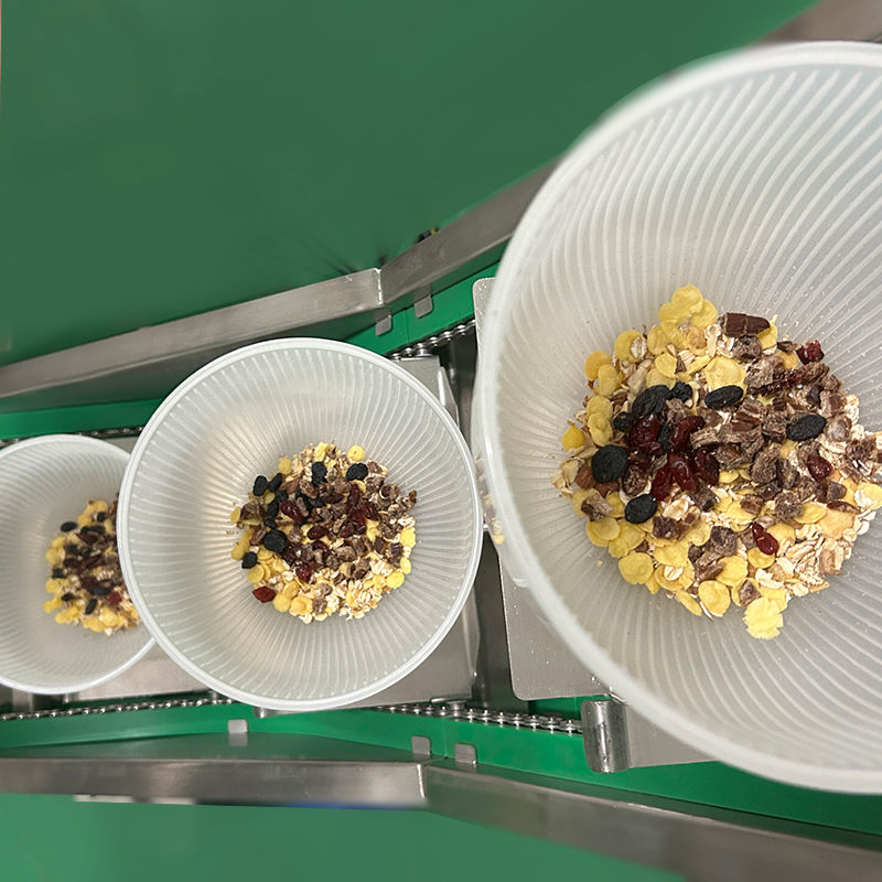 स्वचालित 10g-1000G पॉच तोता खाद्य पैकिंग मशीन चीनी अखरोट मसाला चाय पत्ता थैली पैकिंग मशीन बहुमुख्य वेजर