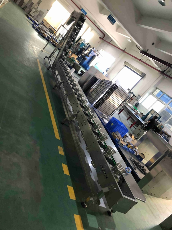 पैच ब्लॉक के लिए 0.75KW अचार पैकेजिंग मशीन मापने योग्य खाद्य सुरक्षित कटोरा प्रकार टिपलर कन्वेयर