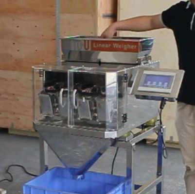 0.8KW 200g 4 हेड 0.5L रैखिक वजन पैकिंग मशीन 80 P / M